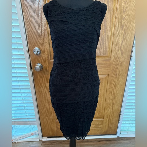 Bailey 44 Dresses & Skirts - Bailey 44 Lace Detailing Dress
